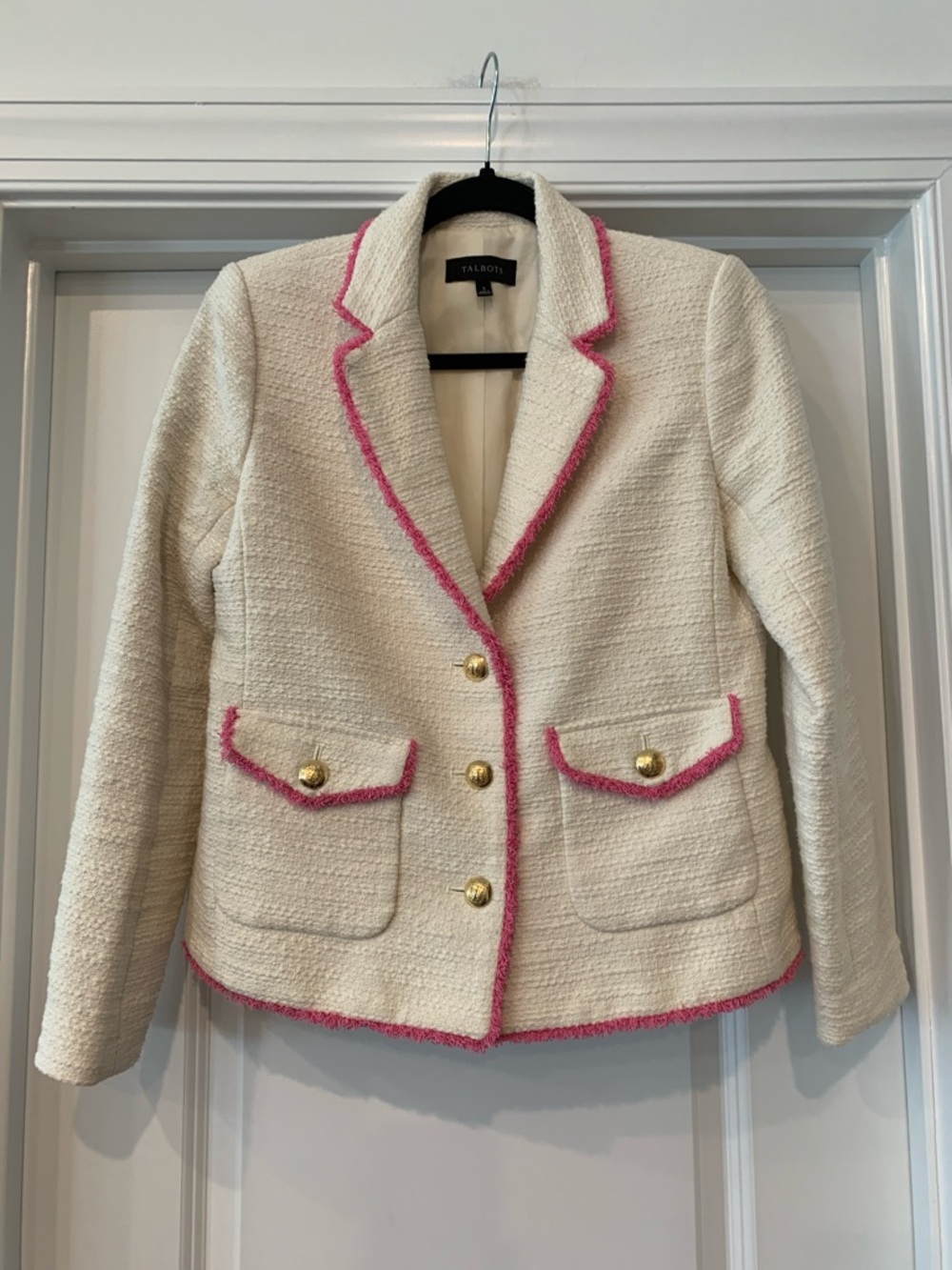 Talbots Cream Bouclé Blazer with Pink Trim and Gold Buttons 2 NWOT